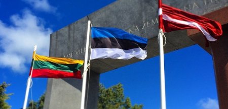 "Бастион воинствующих настроений": образ стран Балтии в глазах россиян